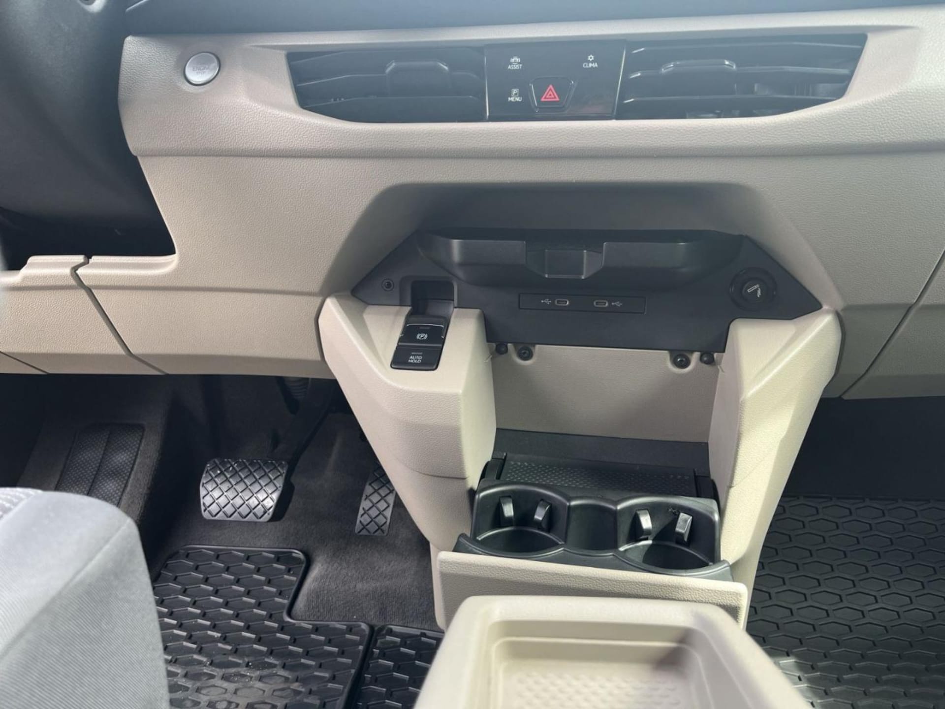 Volkswagen Multivan Basis-Modell