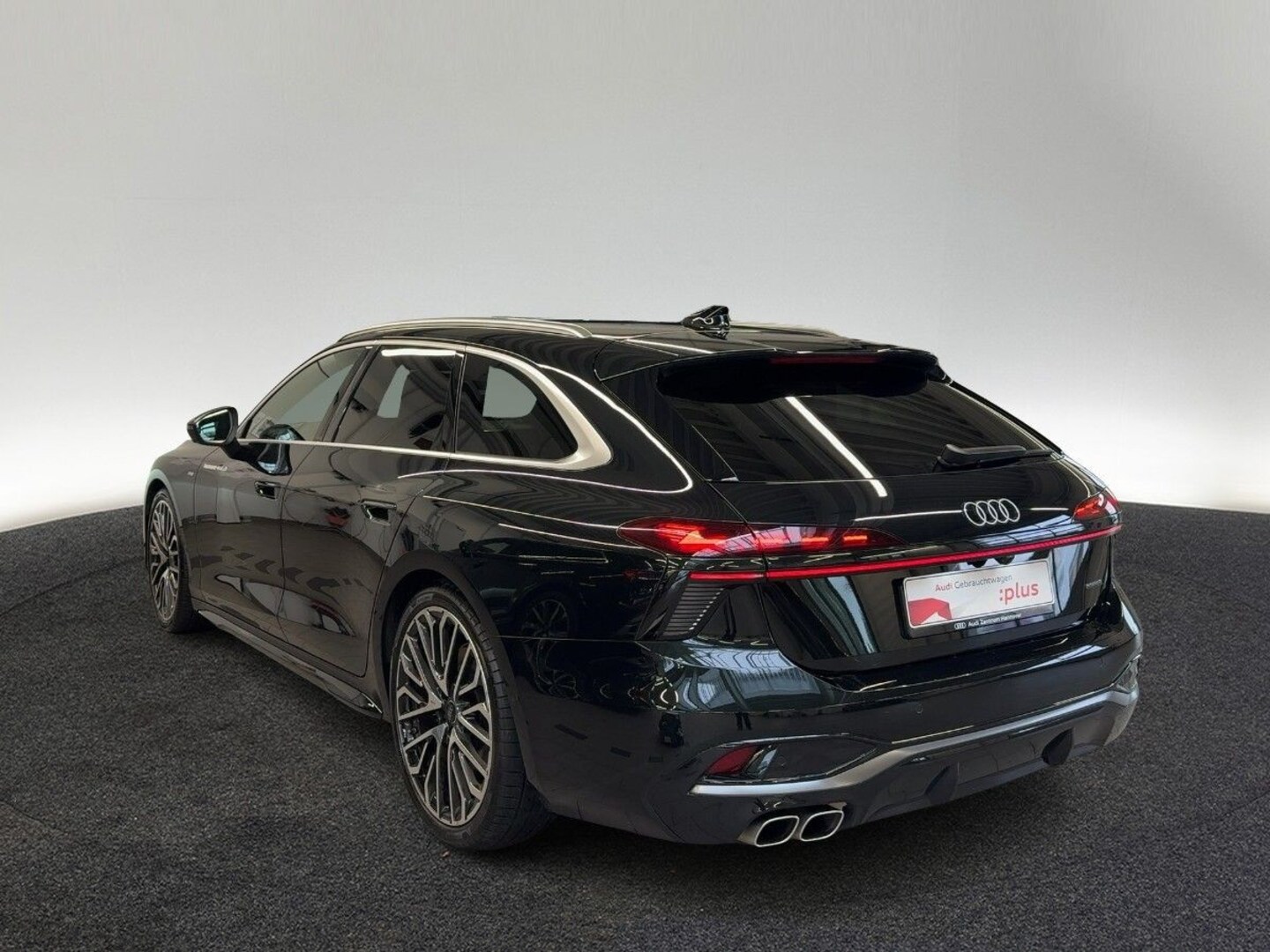 Bild über Audi A6 Avant TDI quattro 150 kW S tronic - für weitere Informationen kontaktieren Sie den Audi Partner