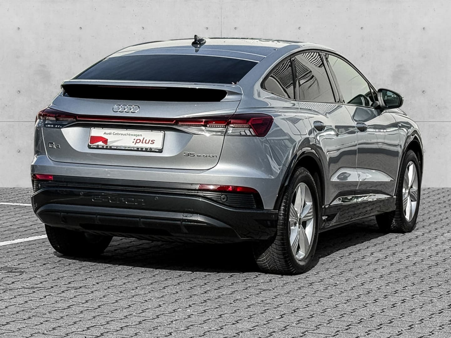 Bild über Audi Q4 Sportback e-tron 35 e-tron - für weitere Informationen kontaktieren Sie den Audi Partner