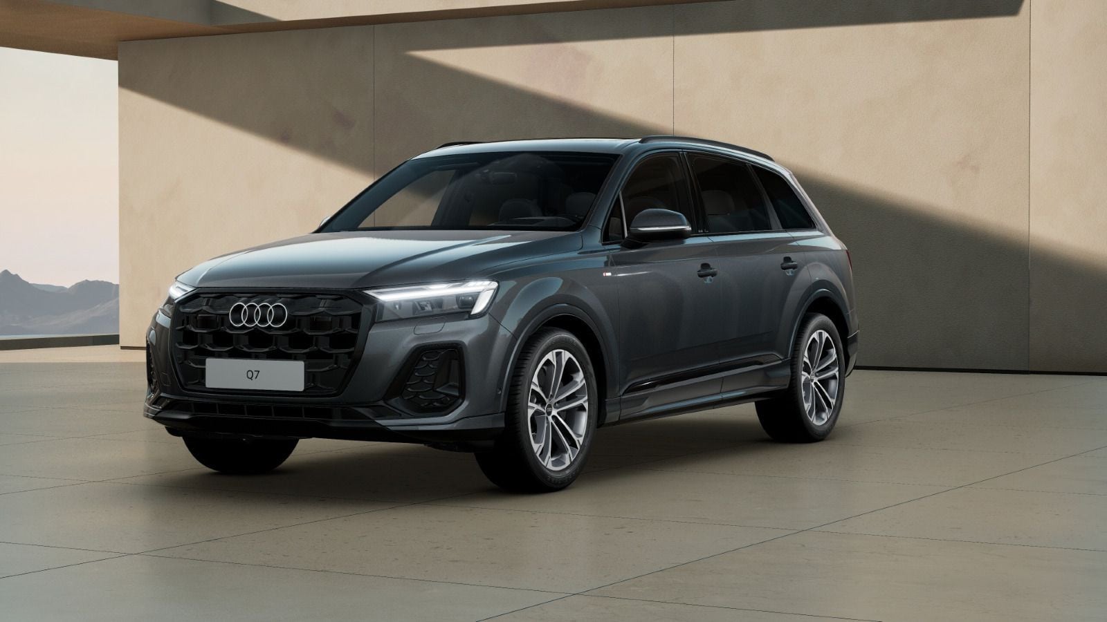 Image about Audi Q7 SUV S line 45 TDI quattro tiptronic