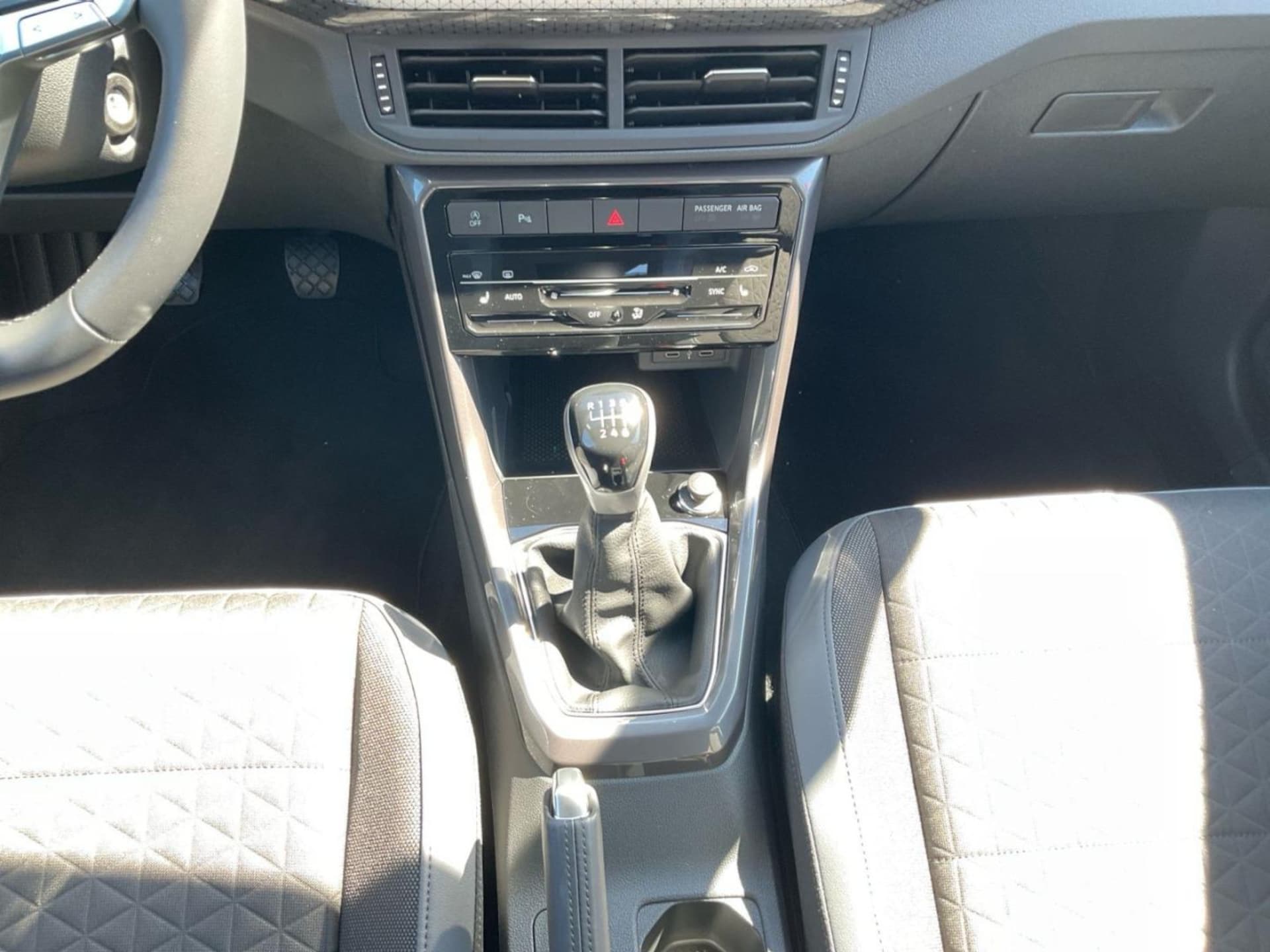 Volkswagen T-Cross Style