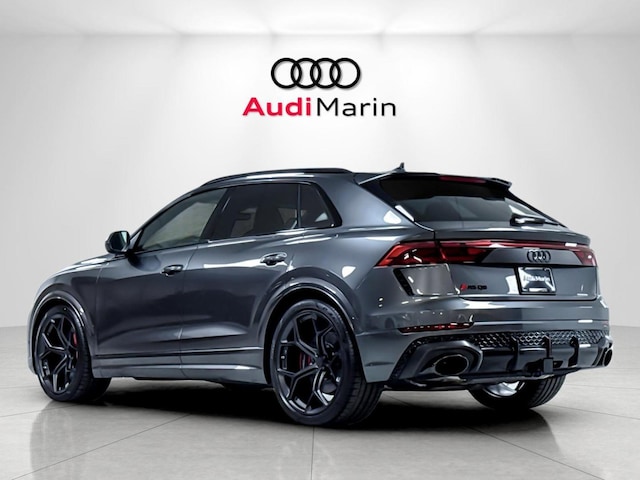 2026 Audi RS Q8 SUV performance