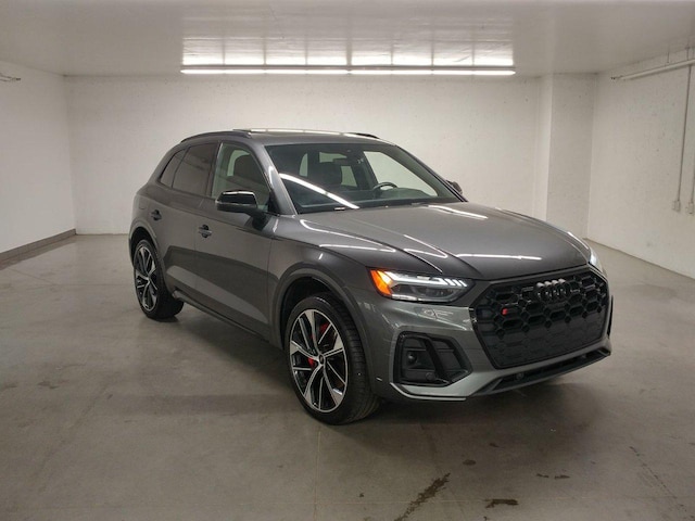 Image de {{modelName}} 2023 Audi SQ5