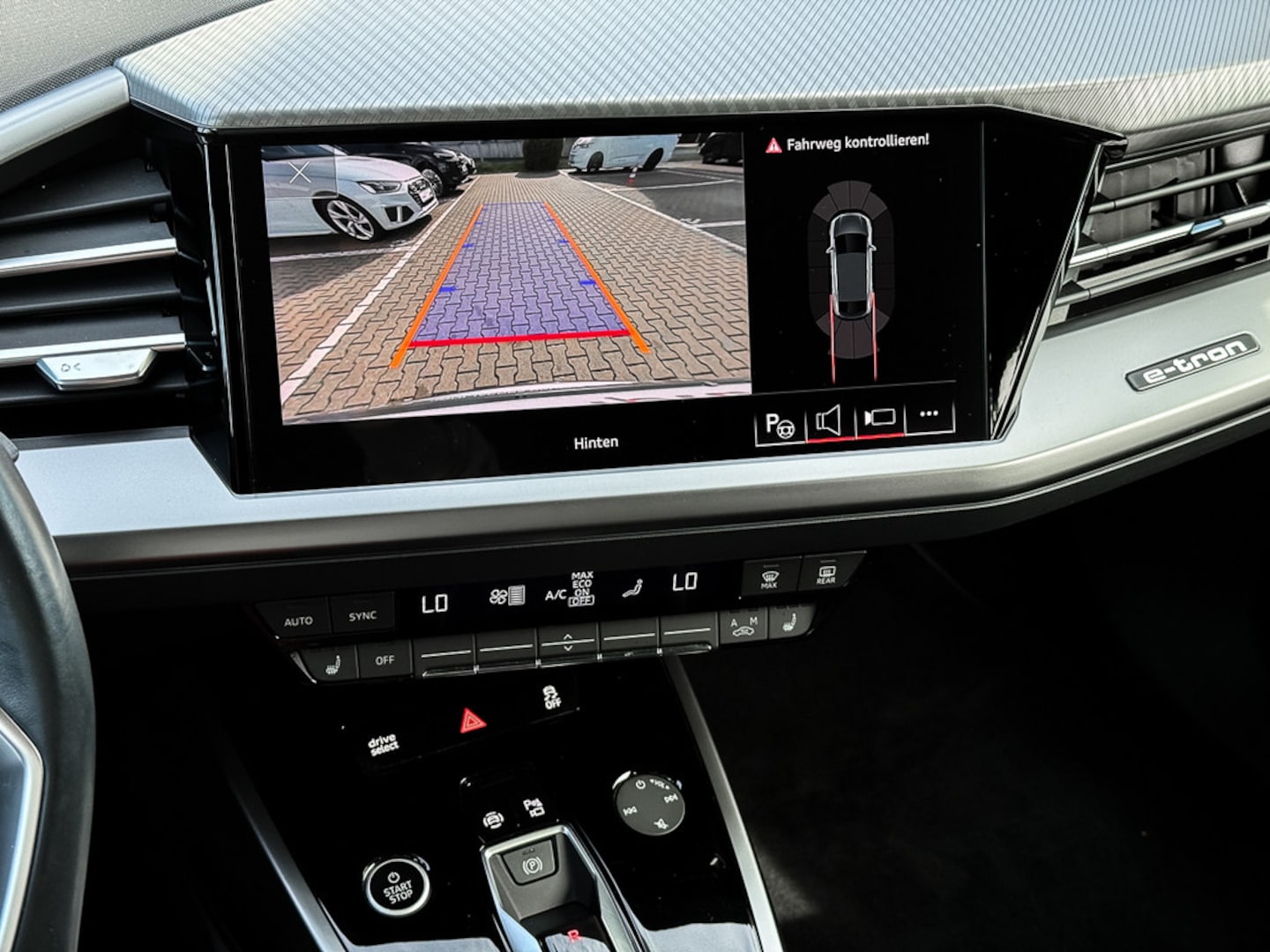 Bild über Audi Q4 Sportback e-tron 35 e-tron - für weitere Informationen kontaktieren Sie den Audi Partner