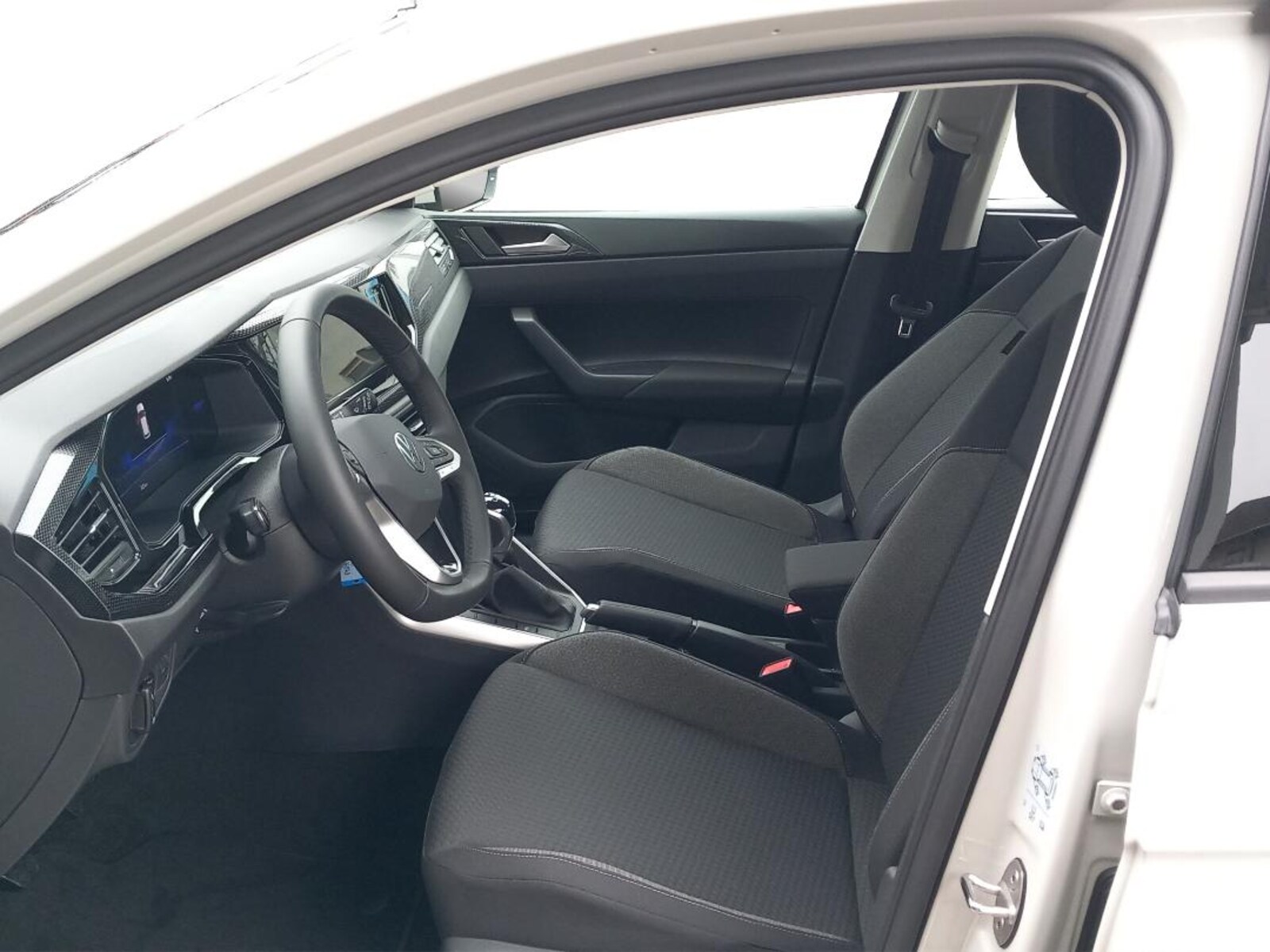 Volkswagen Polo – Bild 9