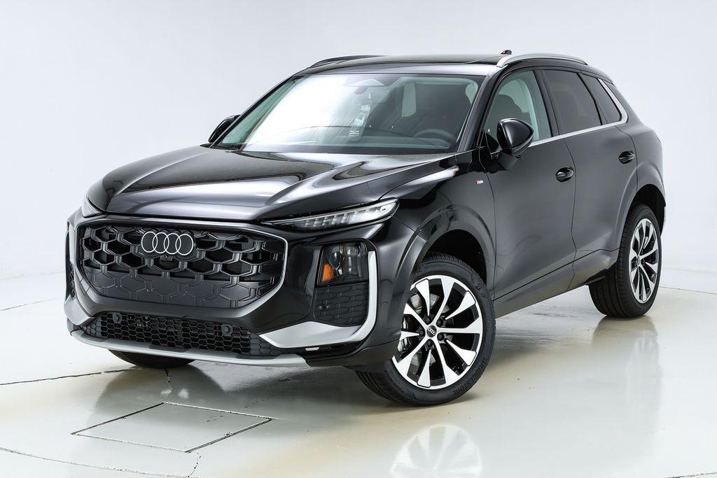 2026 Audi Q3 S line quattro's photo