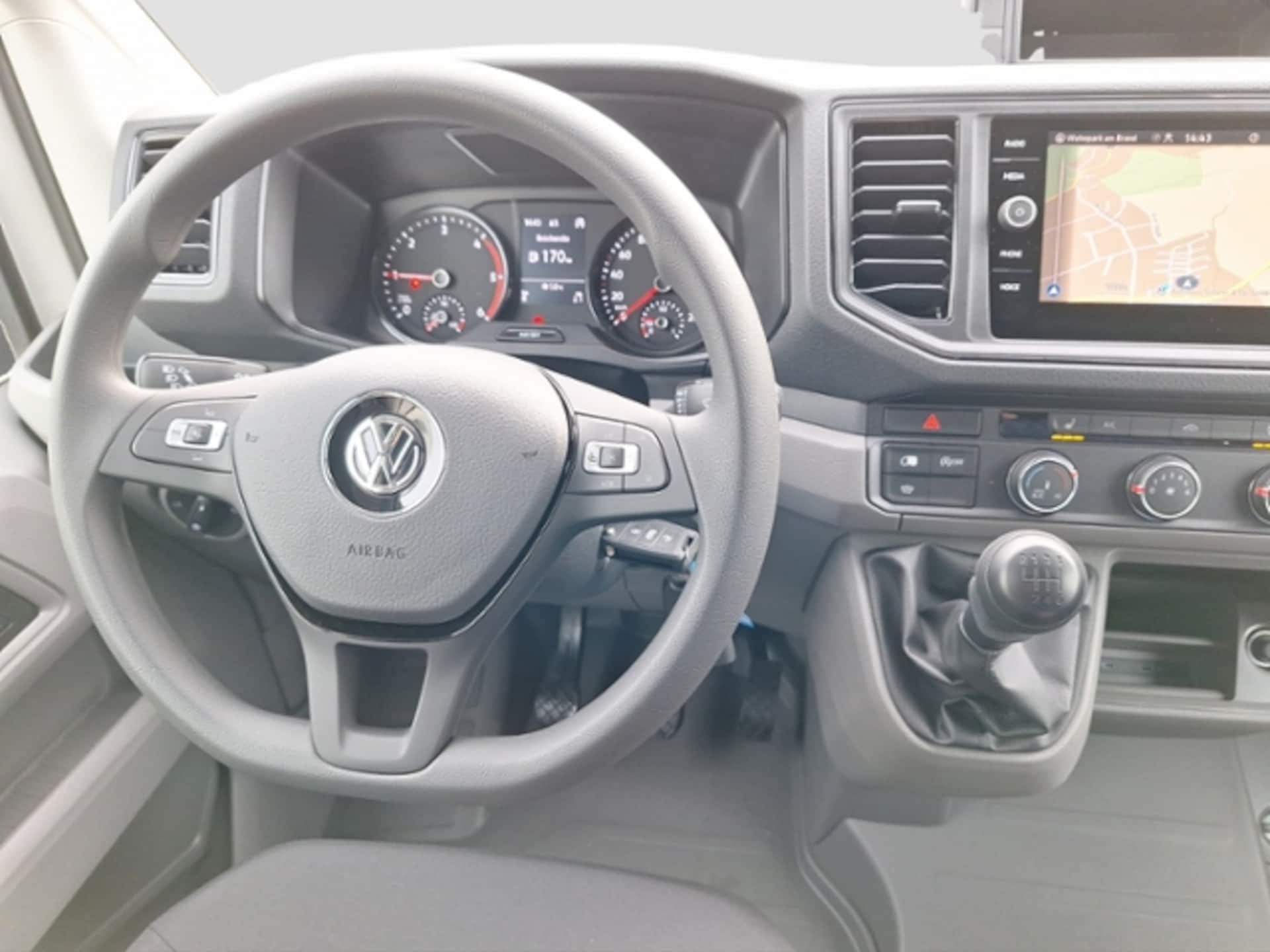 Volkswagen Crafter Kasten langer Radstand