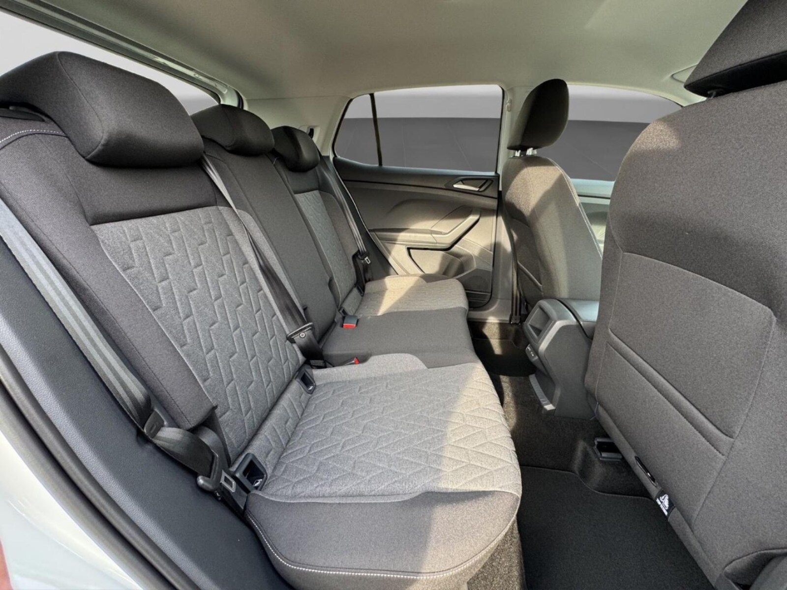 Volkswagen T-Cross – Bild 17