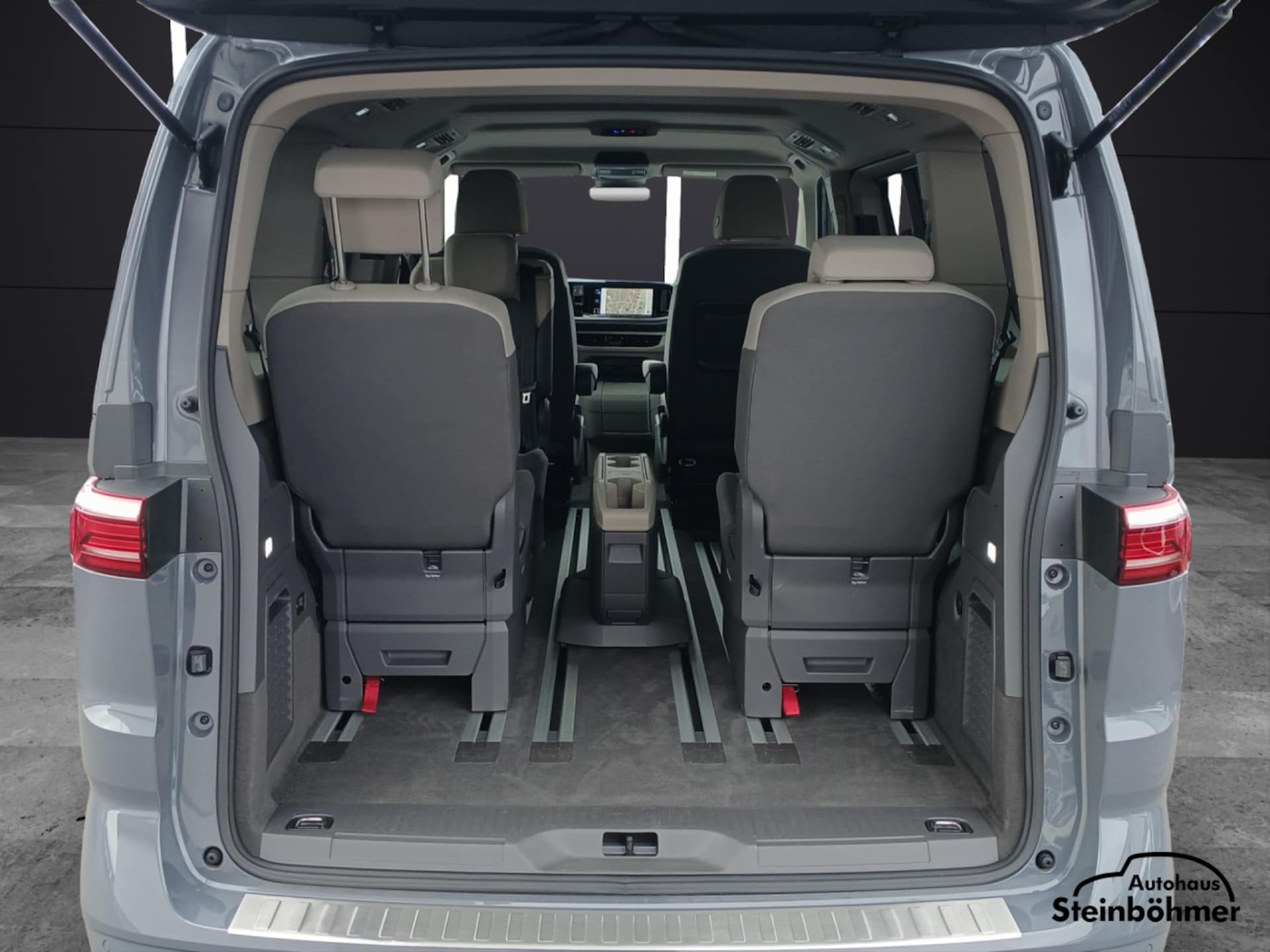 Volkswagen Multivan Basis-Modell