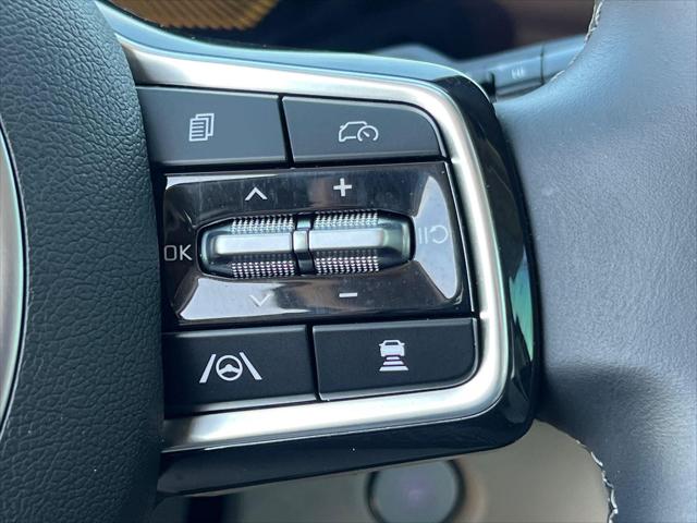 2025 Kia Sorento S - Photo 25