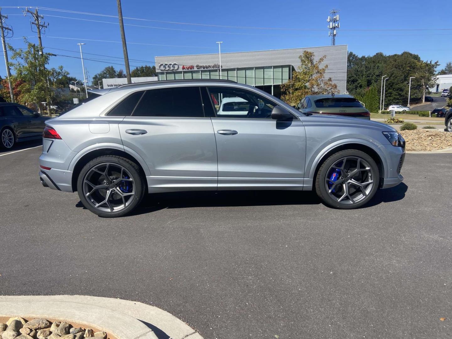 2026 Audi RS Q8 Base - Photo 10