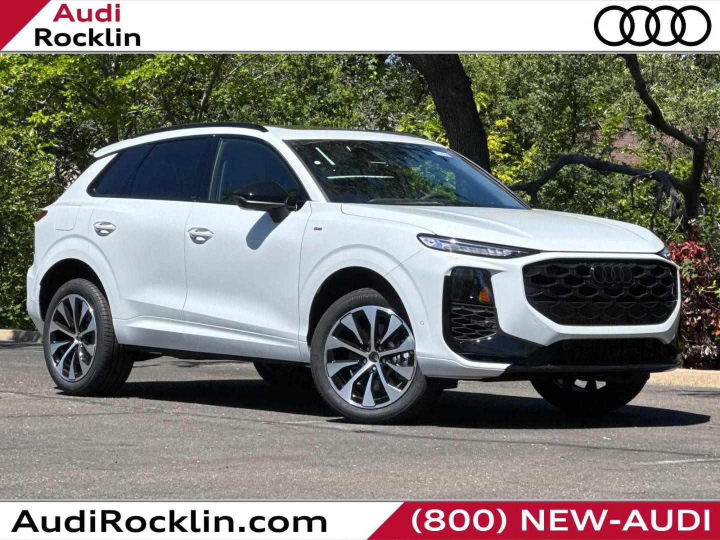 2026 Audi Q3 S line quattro's photo