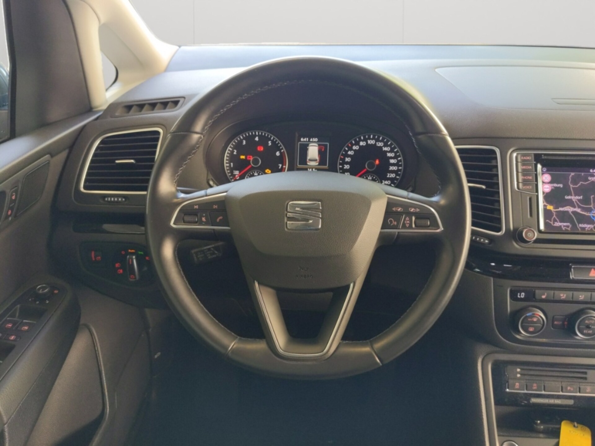SEAT Alhambra Style