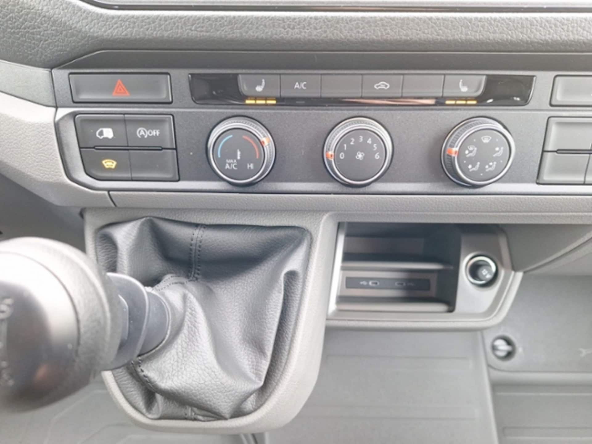 Volkswagen Crafter Kasten langer Radstand