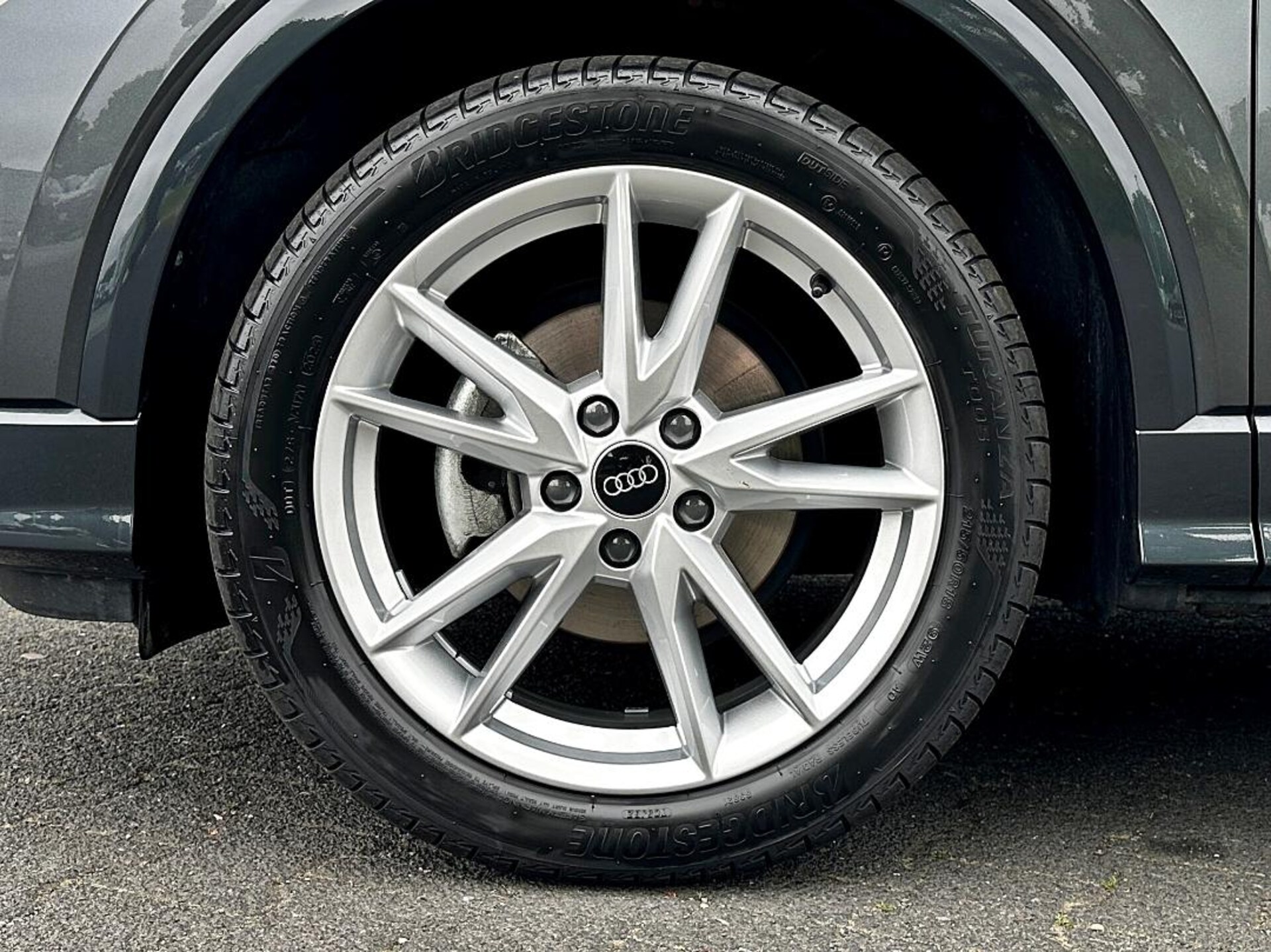 Audi Q2 S line
