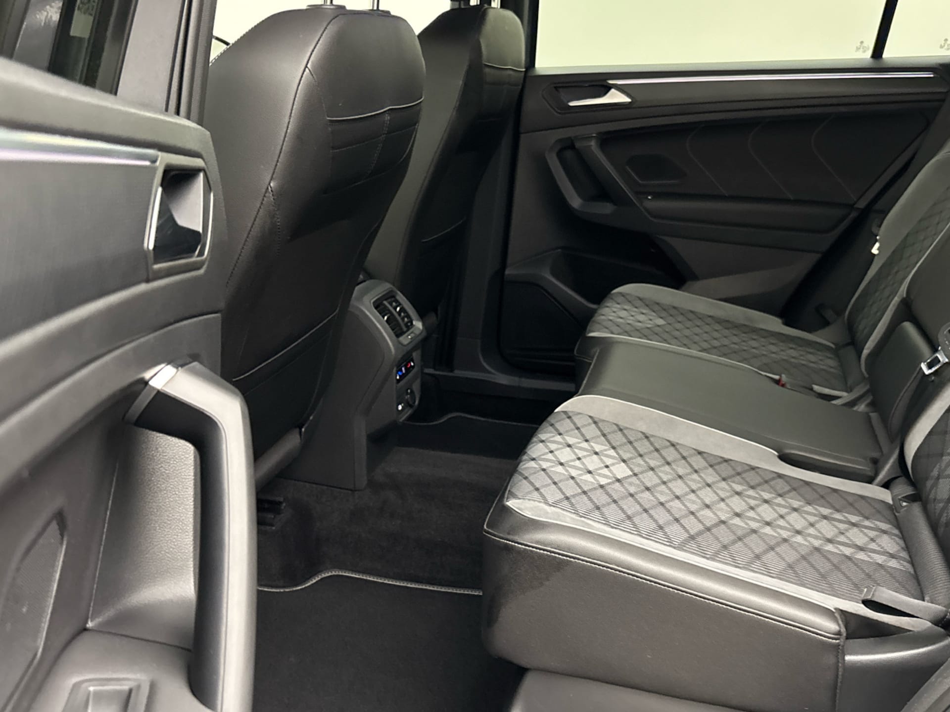 Volkswagen Tiguan Allspace R-Line