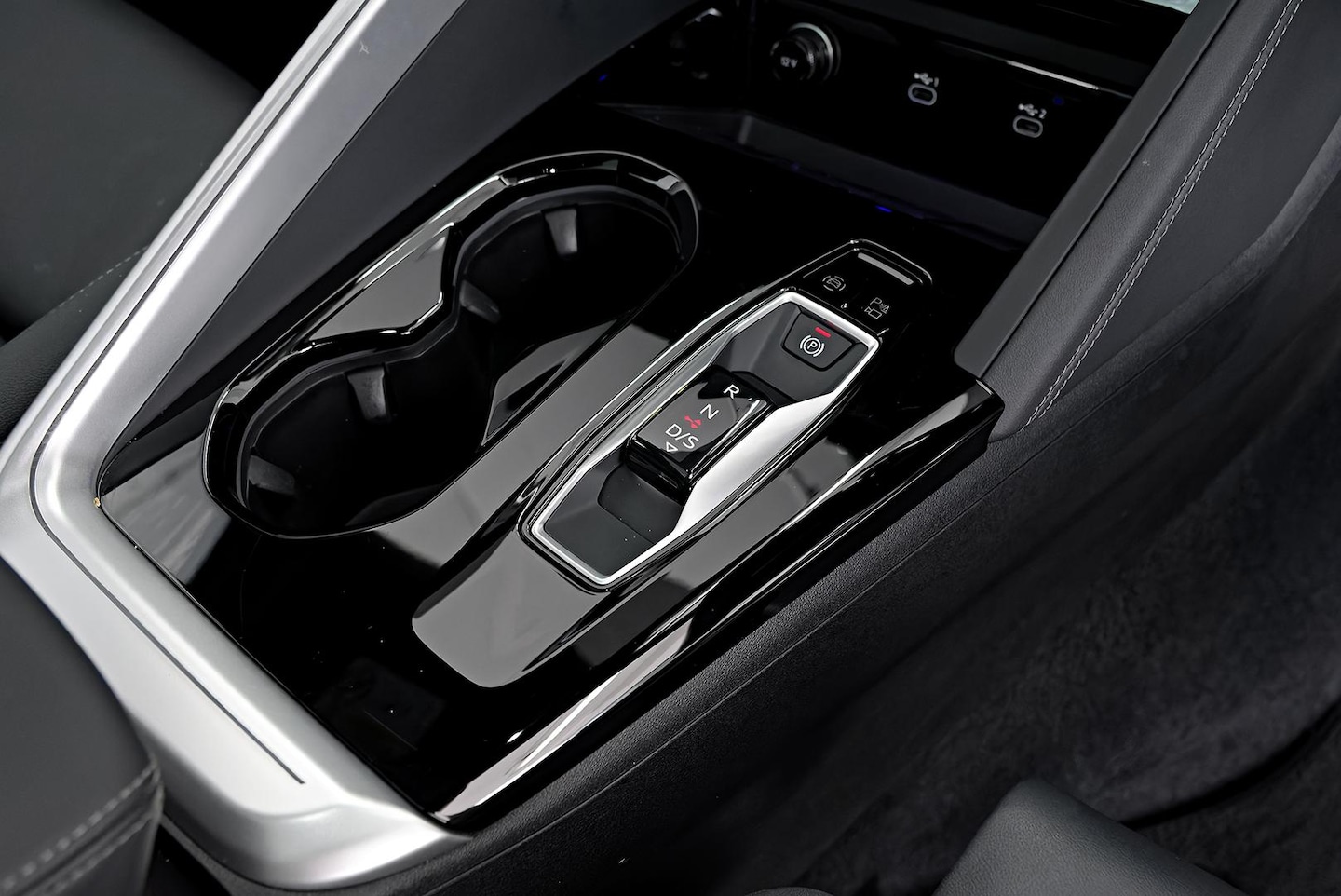 Image about Audi SQ5 SUV TFSI 270 kW edition one