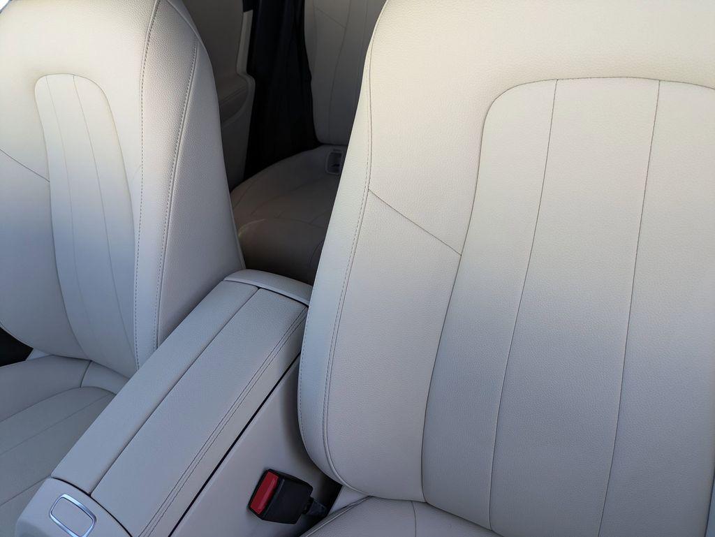2025 Mercedes-Benz GLA GLA250 - Photo 16
