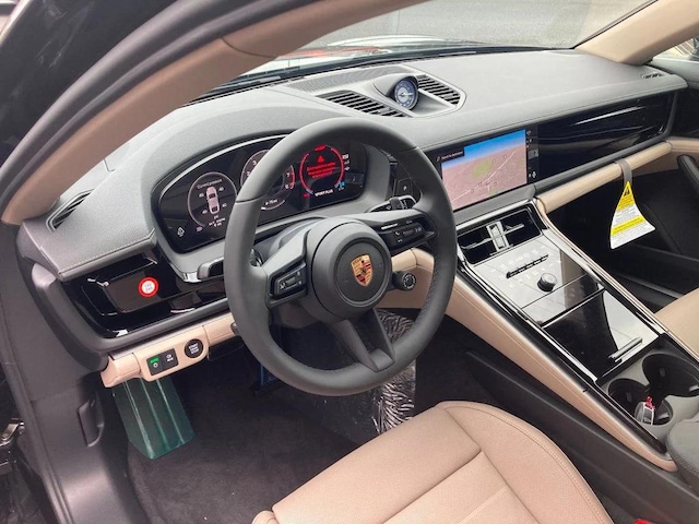 2025 Porsche Panamera