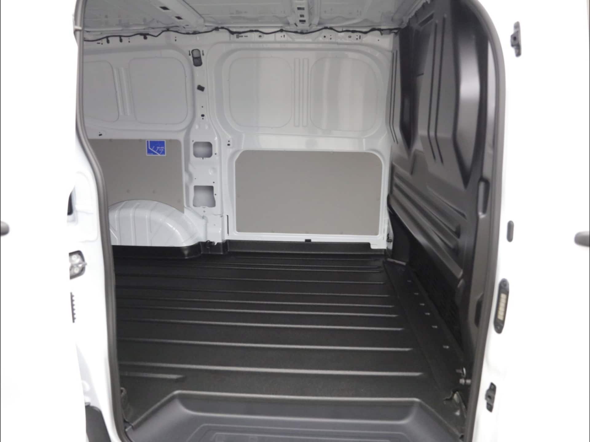 Volkswagen Transporter Kasten kurzer Radstand