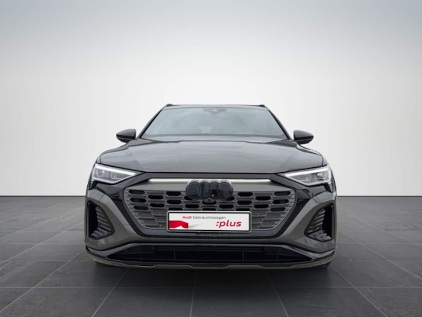 Bild über Audi Q8 Sportback e-tron S line 55 e-tron quattro - für weitere Informationen kontaktieren Sie den Audi Partner