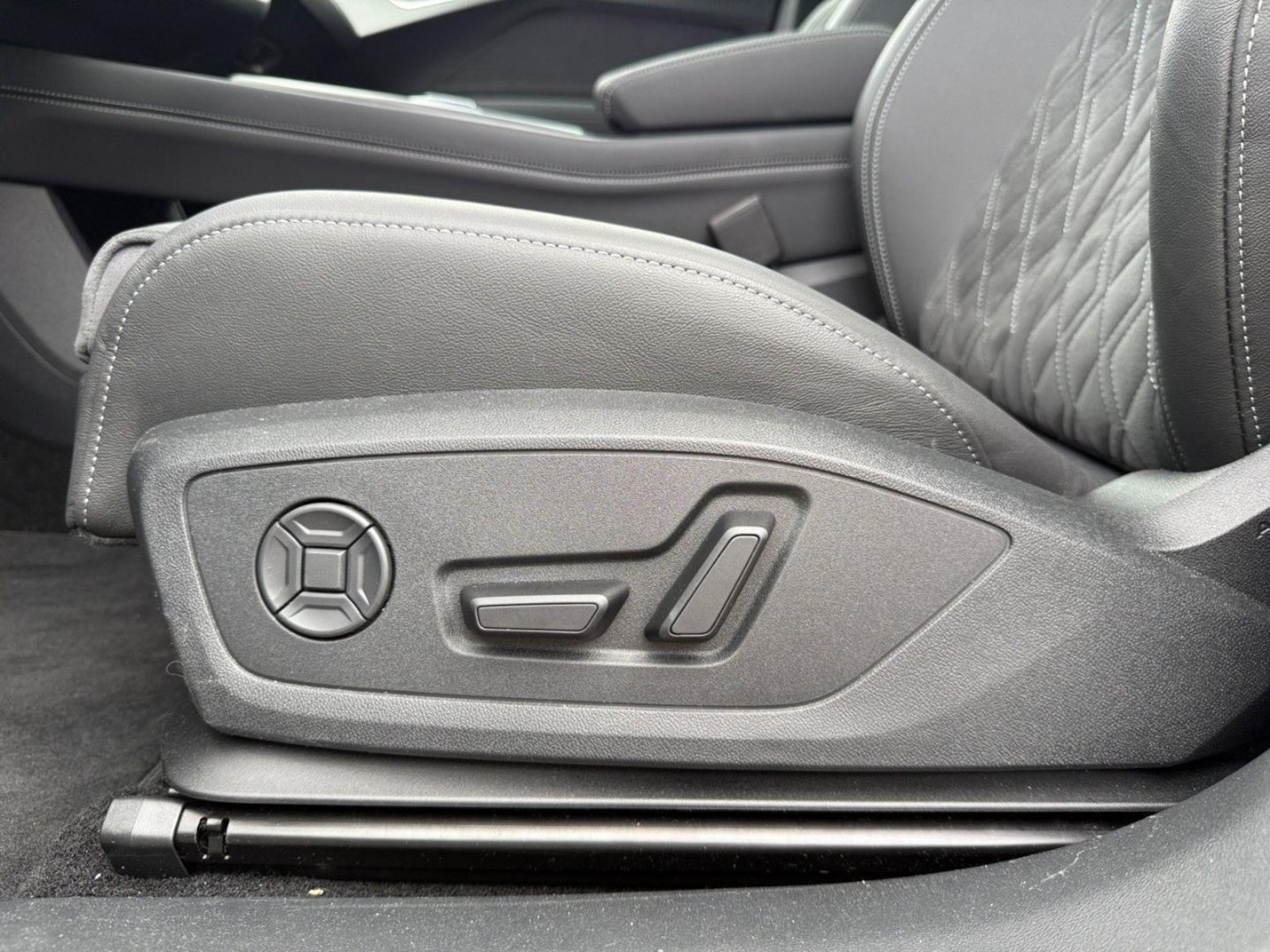 Audi Q4 Sportback e-tron – Bild 21