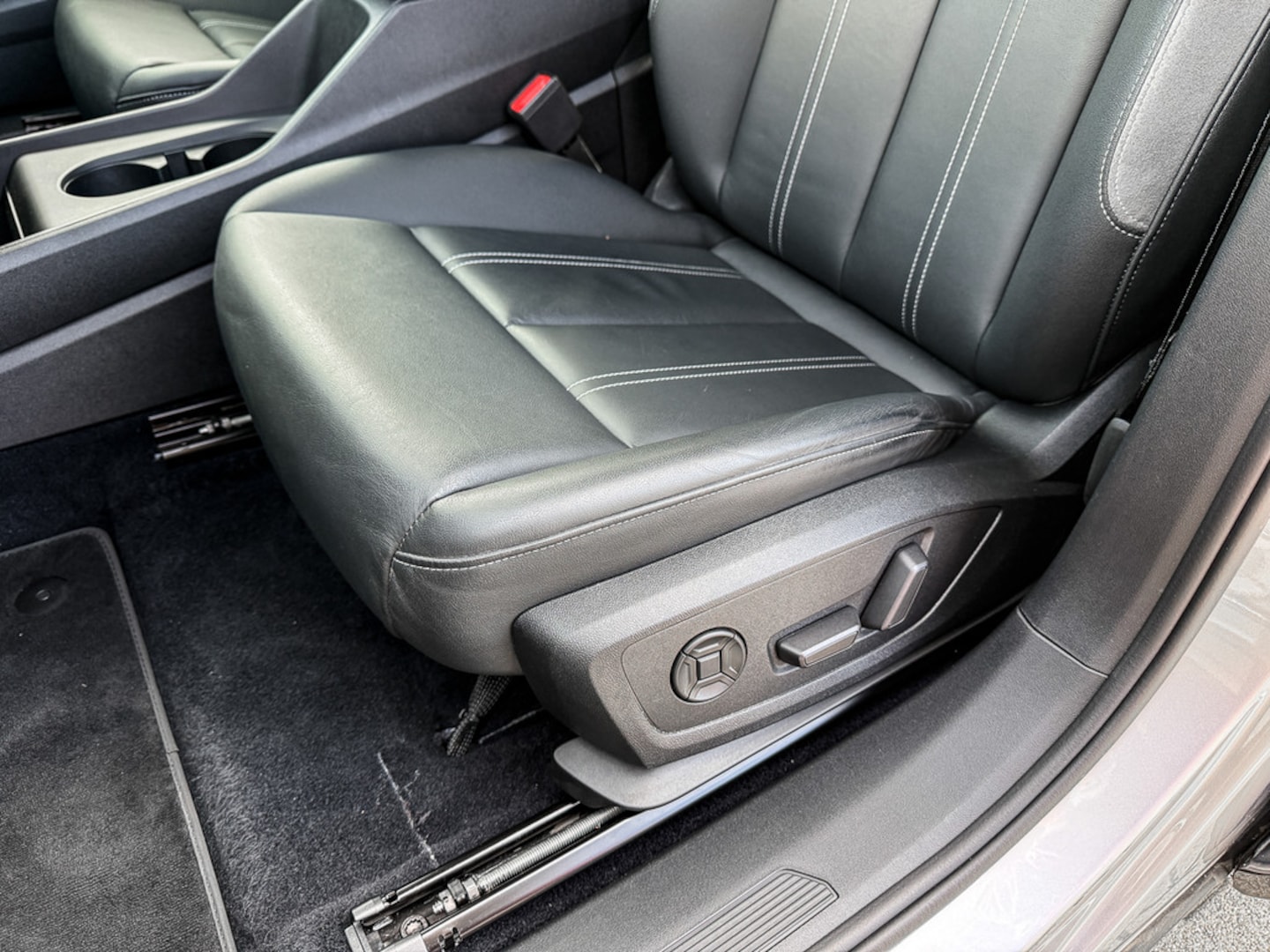 Bild über Audi Q4 Sportback e-tron 35 e-tron - für weitere Informationen kontaktieren Sie den Audi Partner