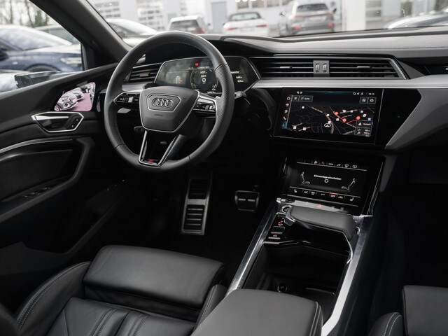 Image about Audi Q8 e-tron S line 55 e-tron quattro