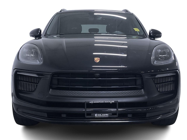 2022 Porsche Macan