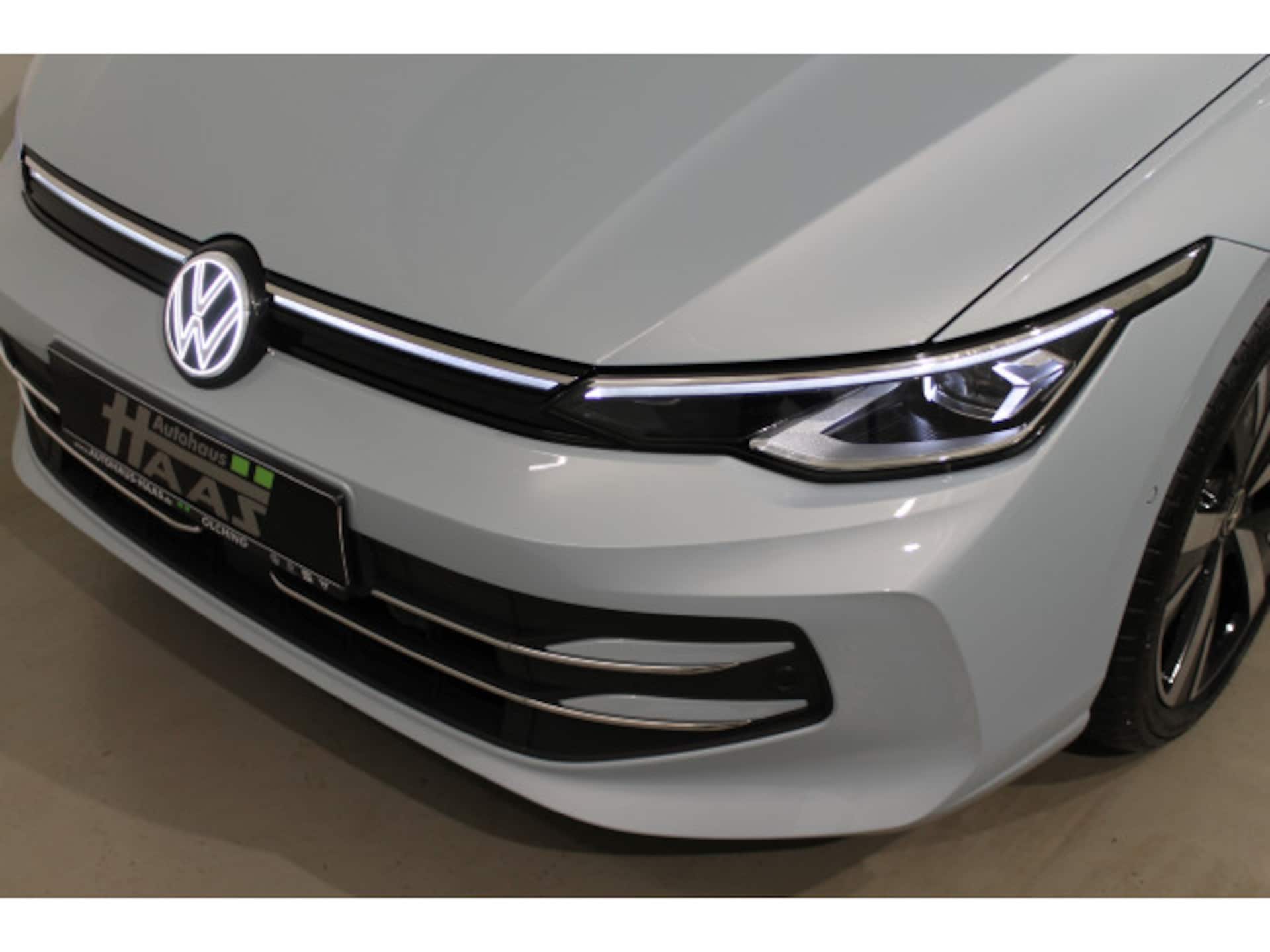 Volkswagen Golf Style