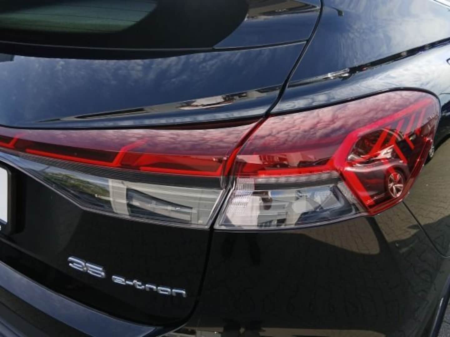 Bild über Audi Q4 Sportback e-tron 35 e-tron - für weitere Informationen kontaktieren Sie den Audi Partner