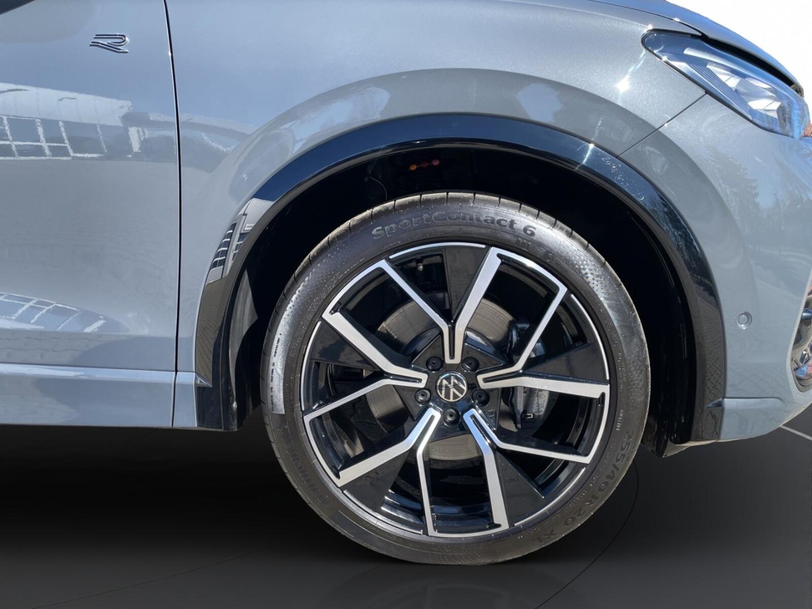 Volkswagen Tiguan – Bild 8