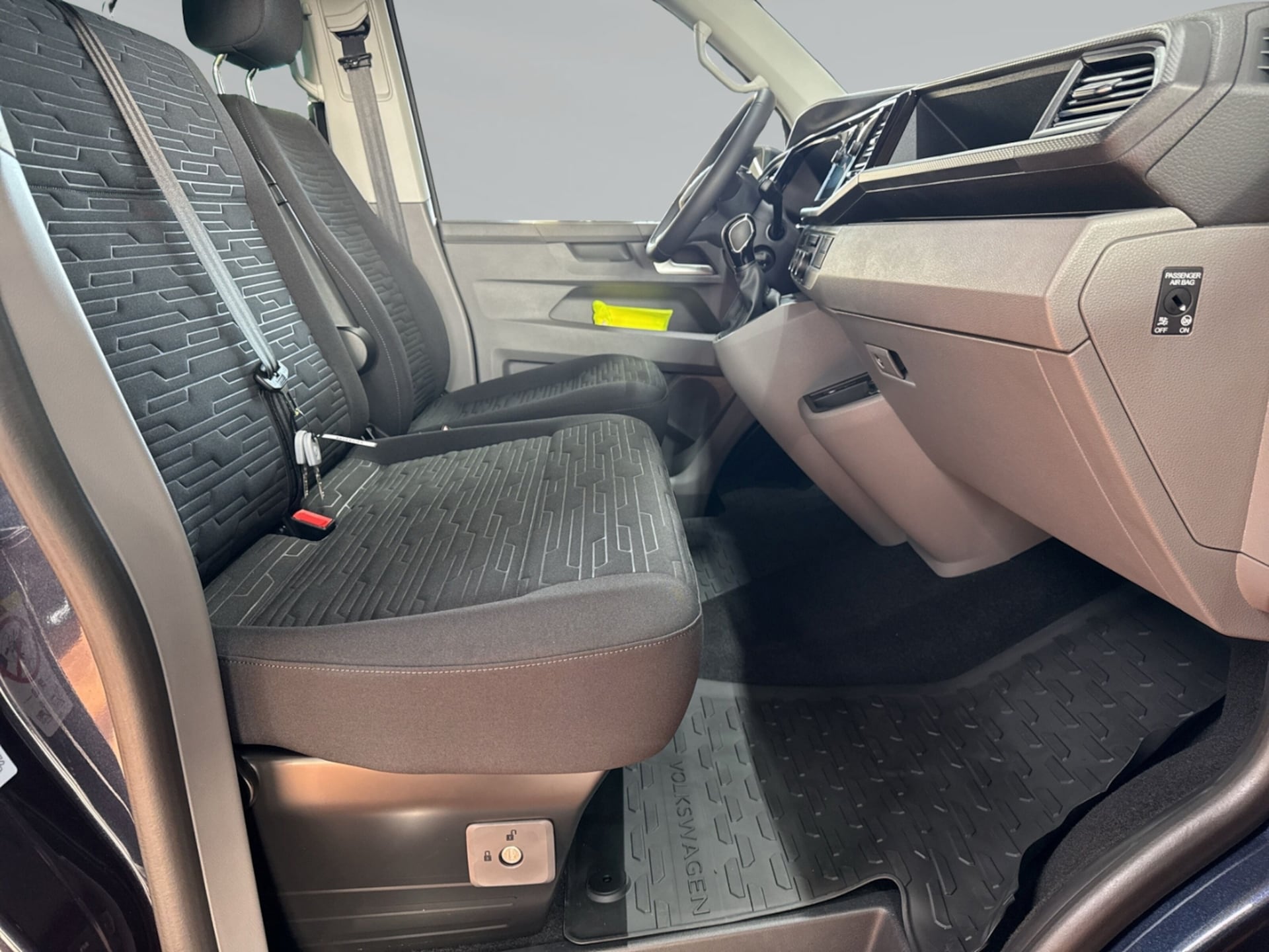 Volkswagen T6.1 Caravelle kurzer Radstand Comfortline