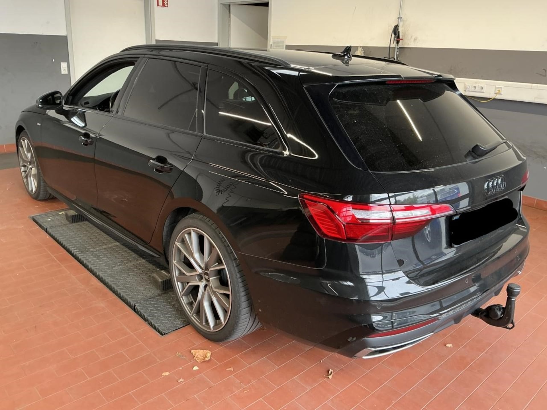 Audi A4 Avant S line