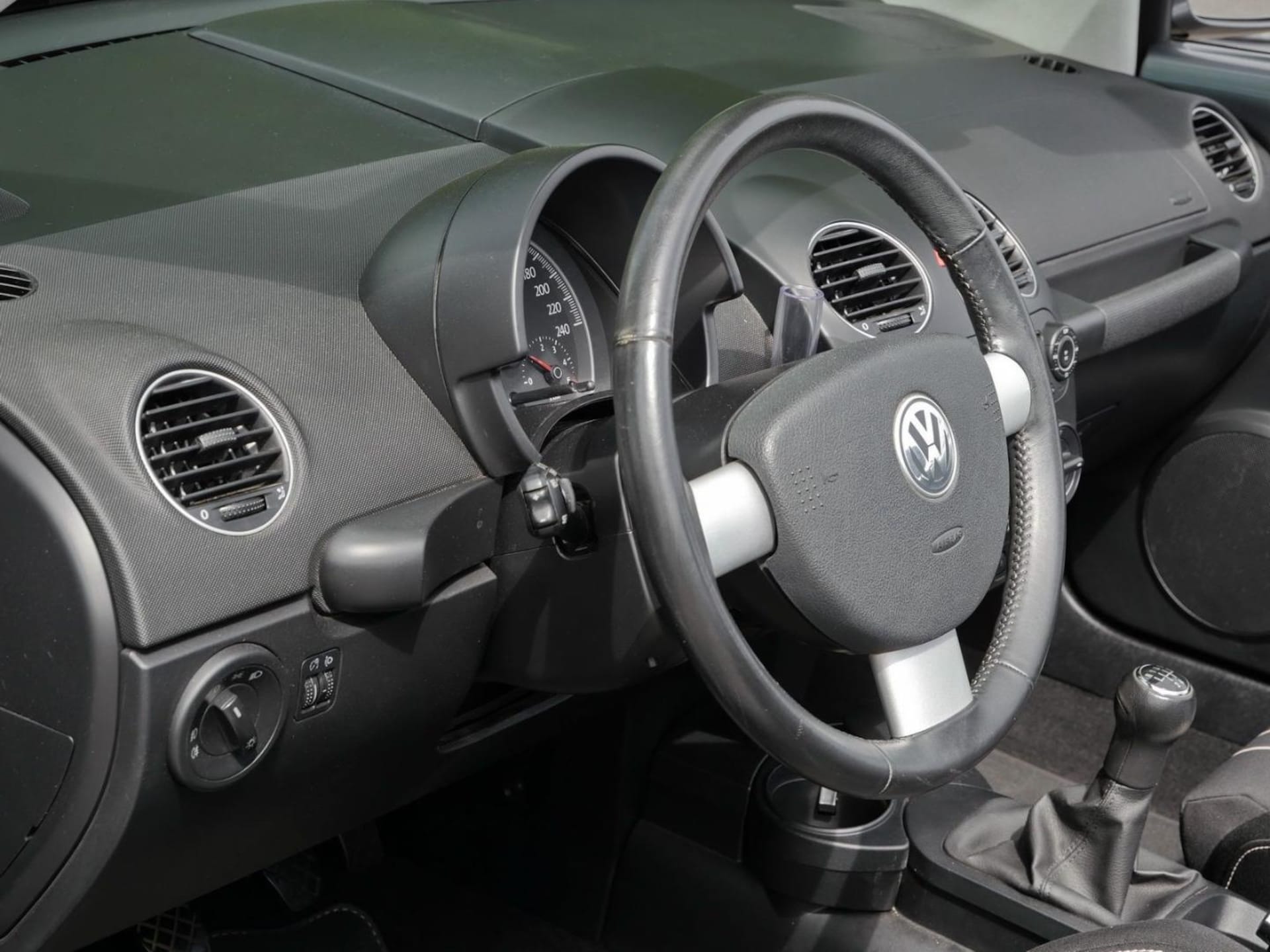 Volkswagen Beetle Cabriolet
