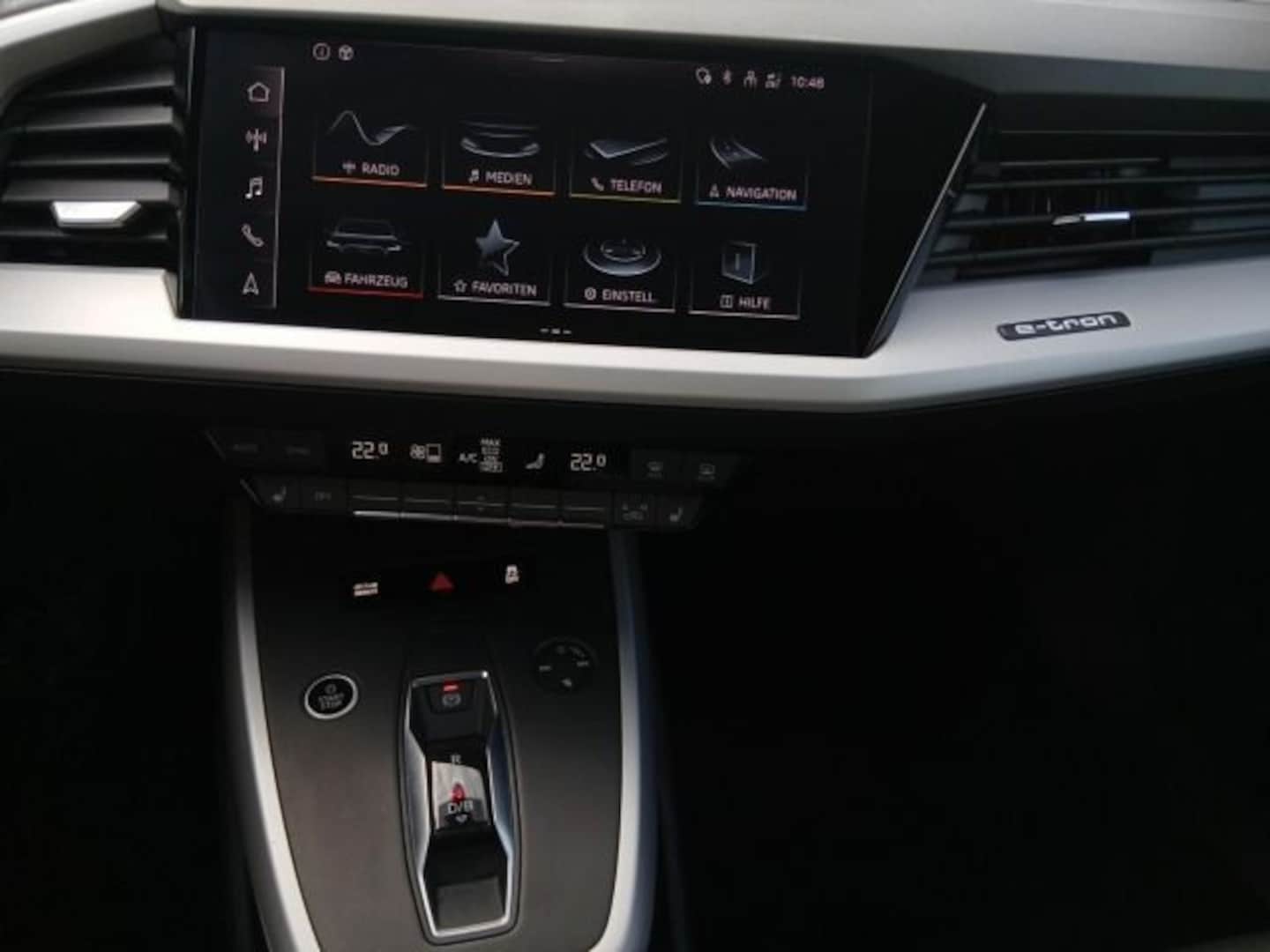Bild über Audi Q4 Sportback e-tron 35 e-tron - für weitere Informationen kontaktieren Sie den Audi Partner
