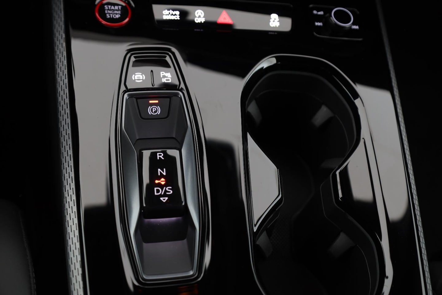 Bild über Audi A5 Avant TFSI quattro S tronic - für weitere Informationen kontaktieren Sie den Audi Partner