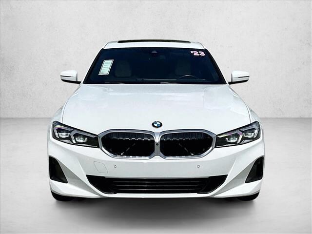 2023 BMW 330i