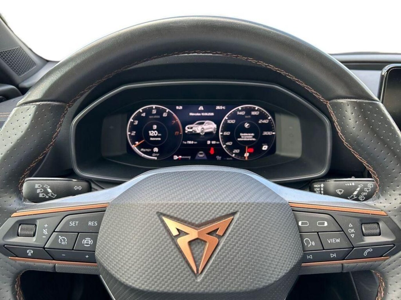 CUPRA Formentor 1.5 TSI 110 kW (150 CV) — photo 11