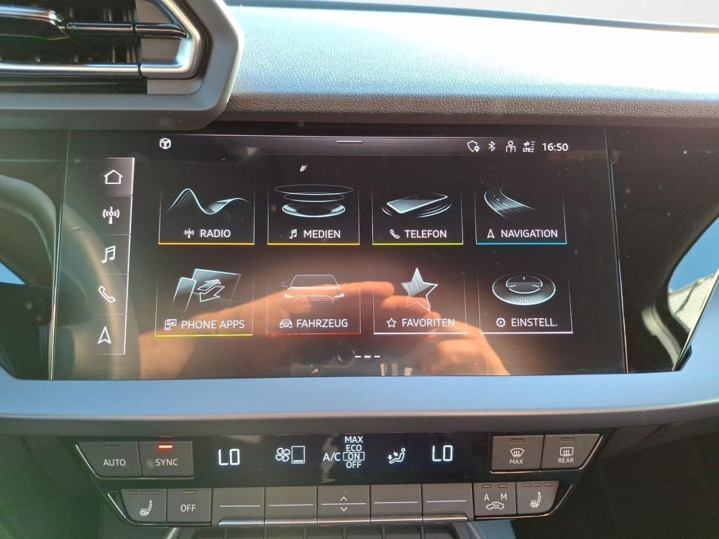 Bild über Audi A3 Limousine advanced 35 TFSI S tronic - für weitere Informationen kontaktieren Sie den Audi Partner