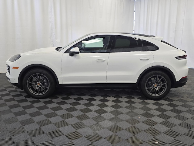 2025 Porsche Cayenne Hybrid