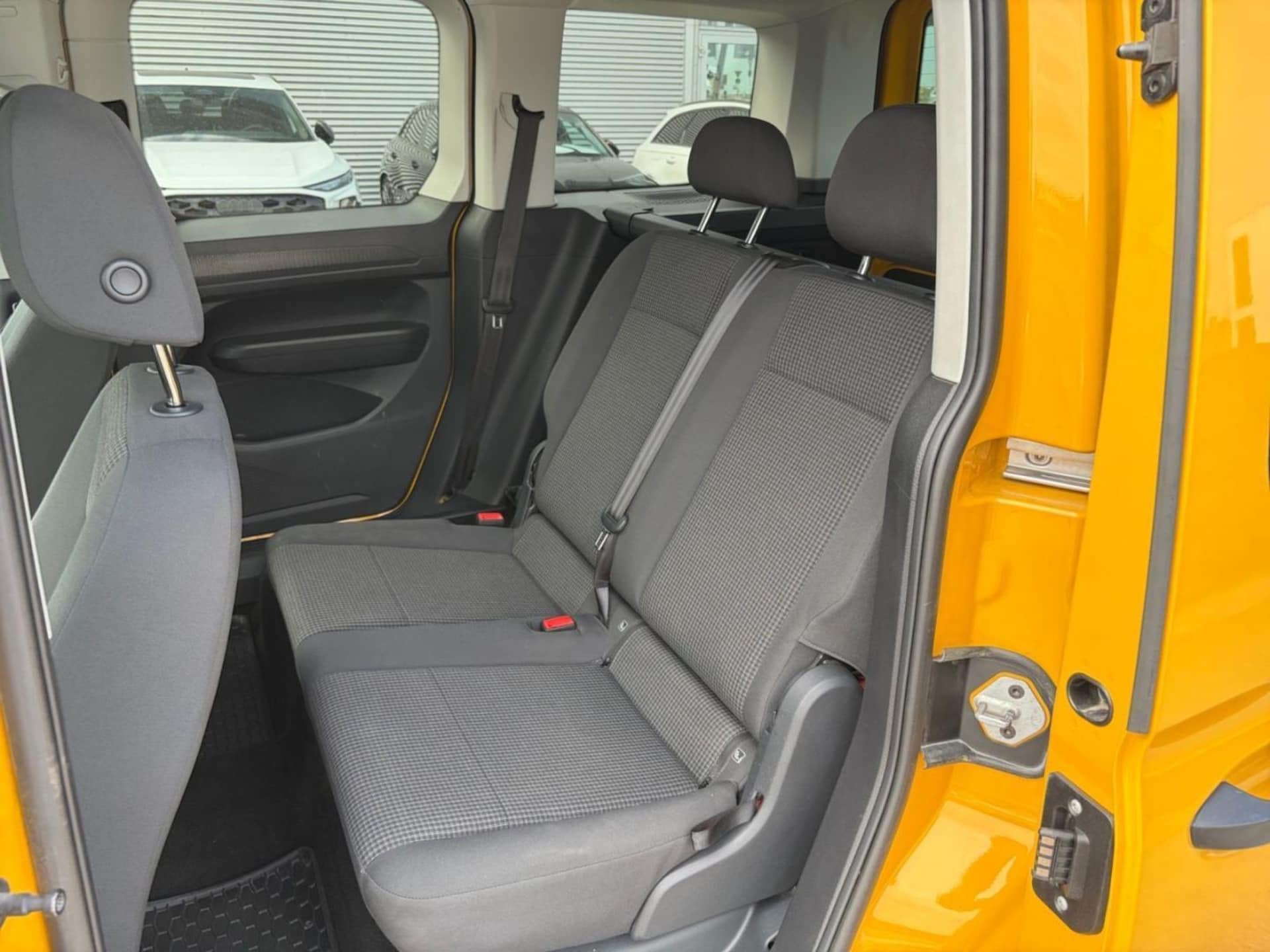 Volkswagen Caddy Basis-Modell