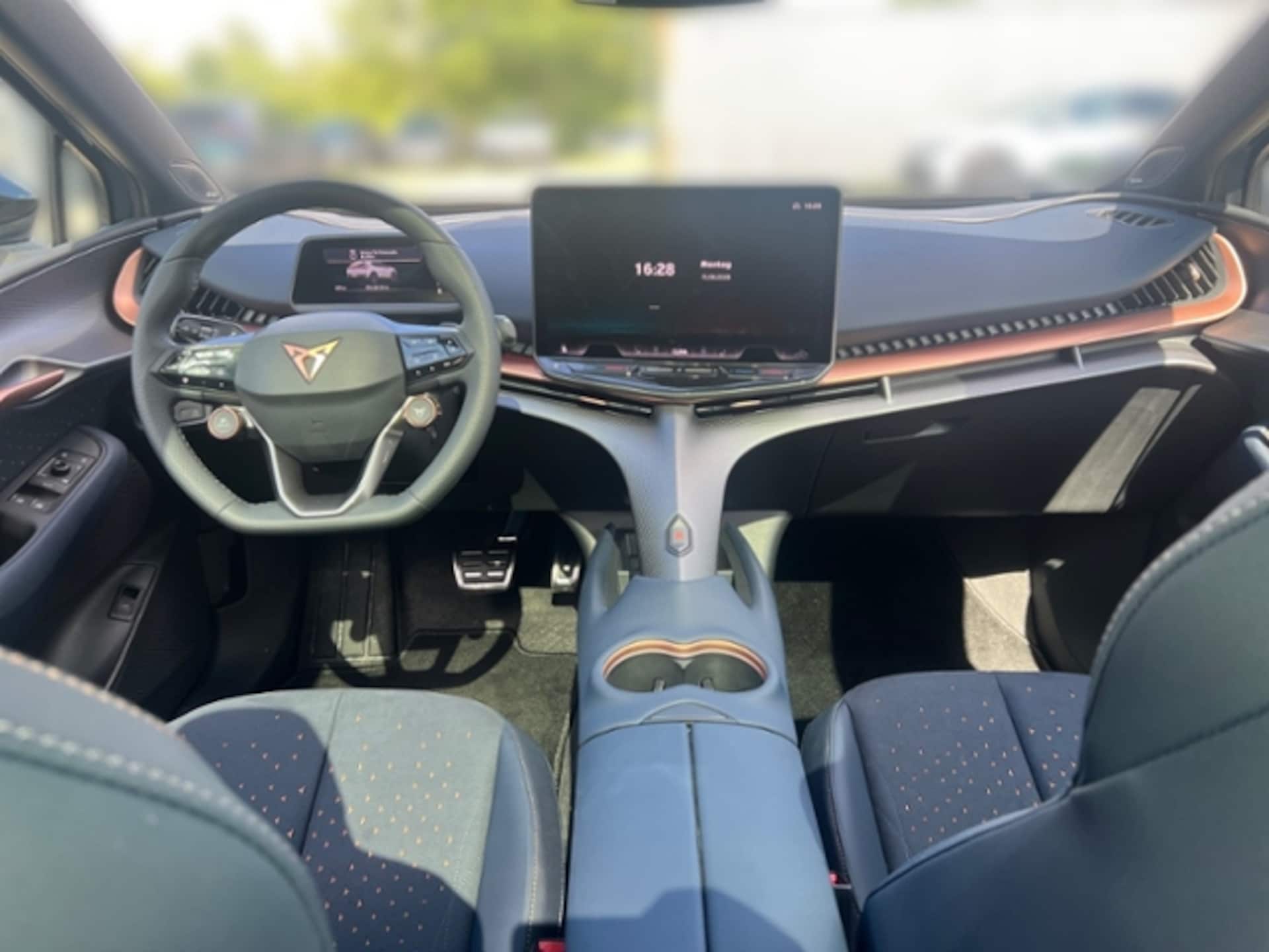 CUPRA Tavascan VZ