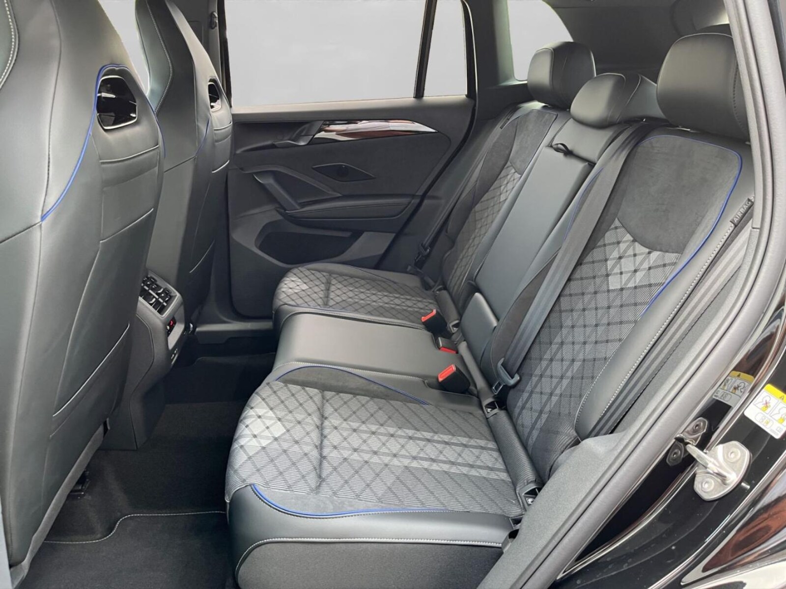 Volkswagen Tiguan – Bild 13