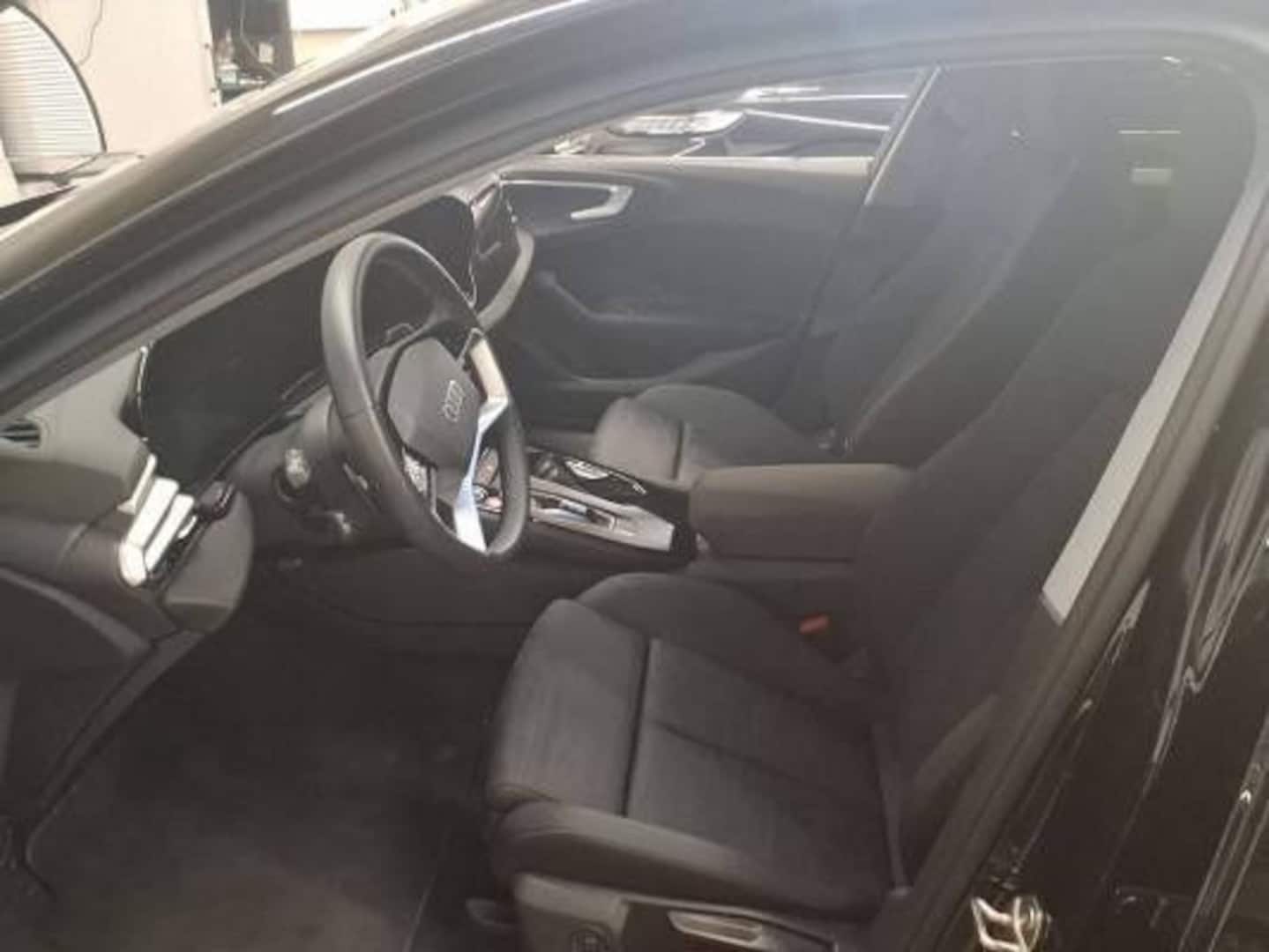 Bild über Audi A5 Limousine TFSI S tronic - für weitere Informationen kontaktieren Sie den Audi Partner
