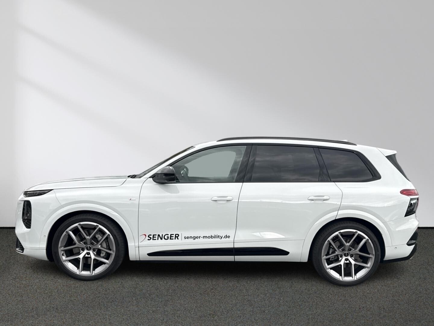 Bild über Audi Q7 SUV TDI quattro 220 kW tiptronic - für weitere Informationen kontaktieren Sie den Audi Partner