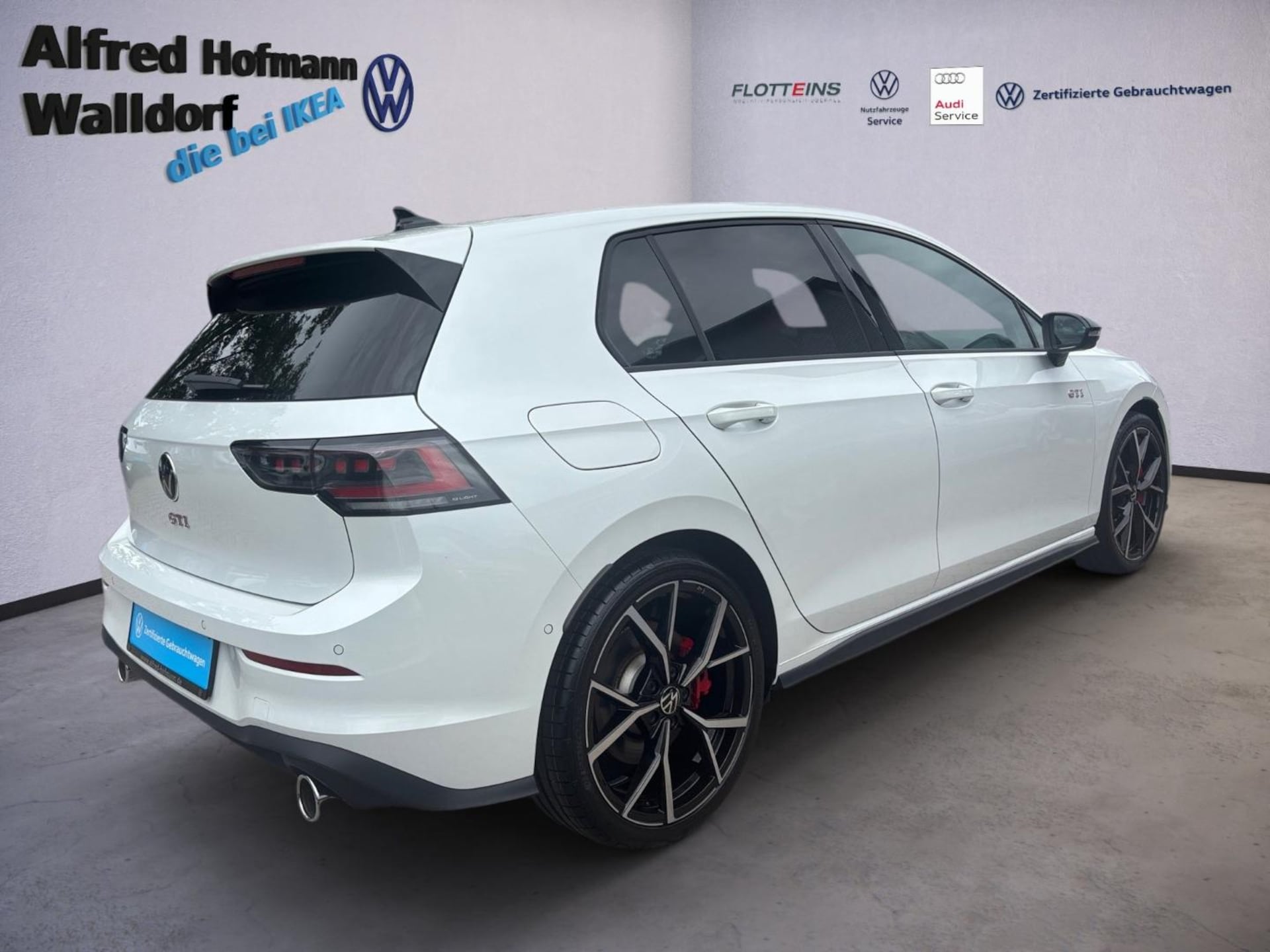 Volkswagen Golf GTI