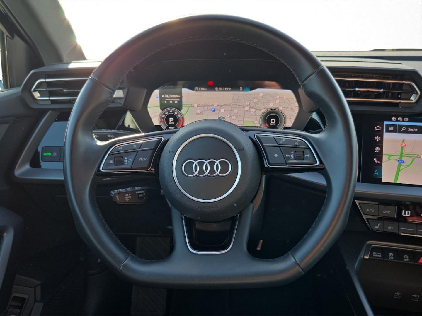 Bild über Audi A3 allstreet 35 TFSI S tronic - für weitere Informationen kontaktieren Sie den Audi Partner