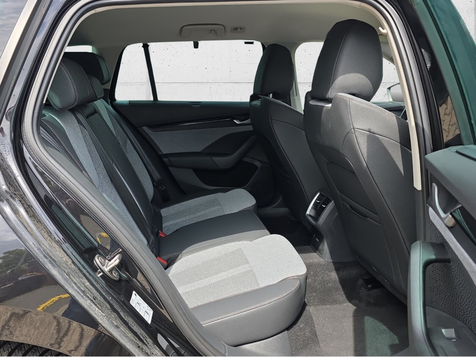 Škoda Octavia Combi – Bild 12