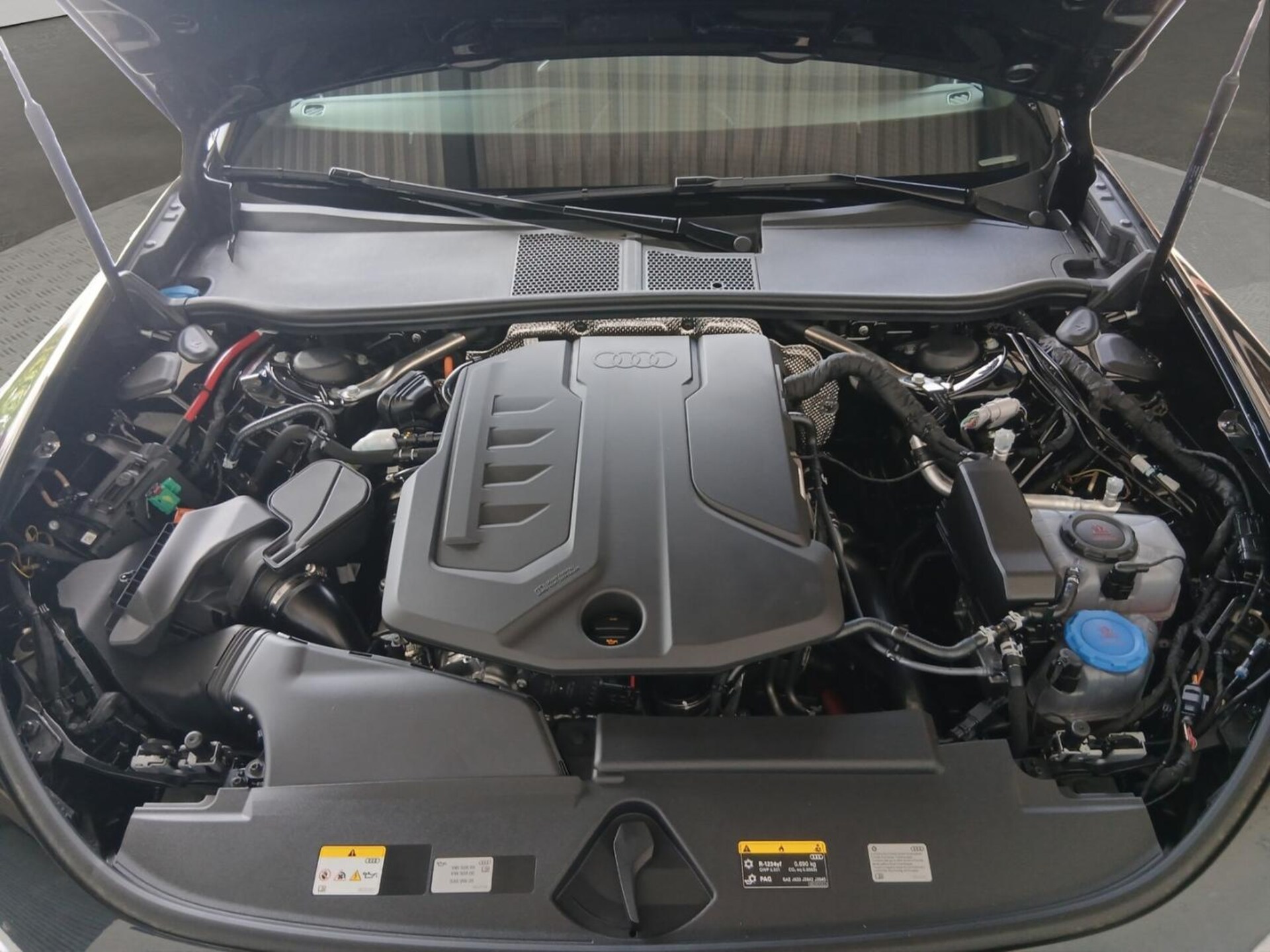 Audi A6 Limousine e-hybrid edition one